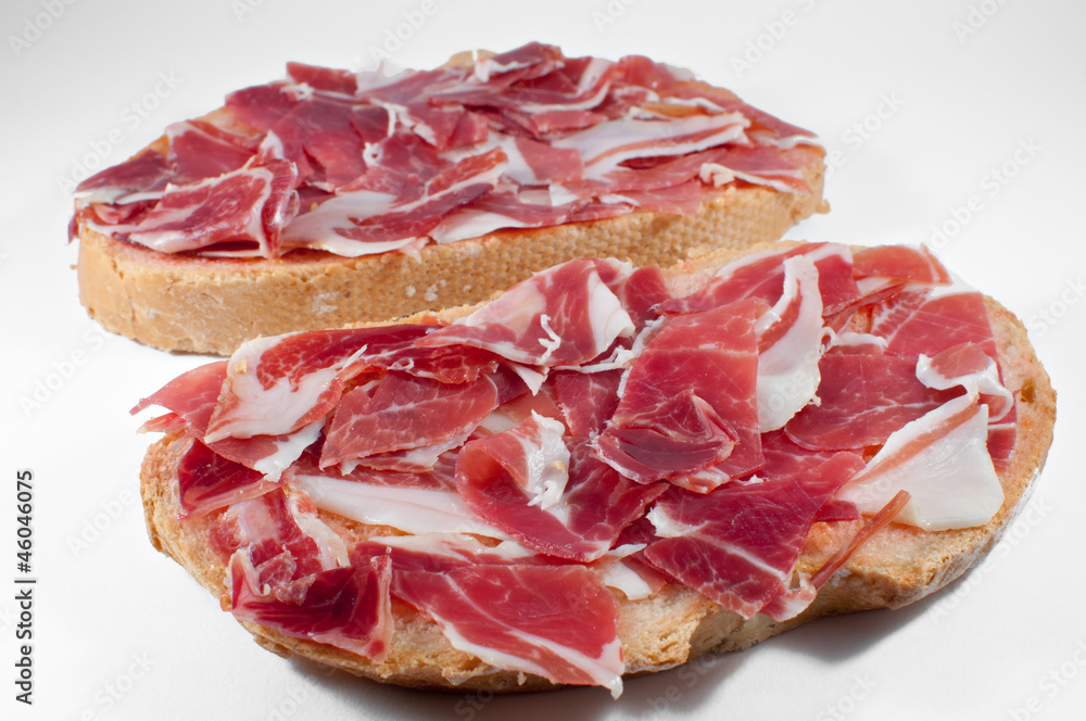 Bread with tomato and ham Bread with tomato and ham