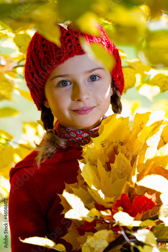 Autumn portrait - lovely girl in autumn park