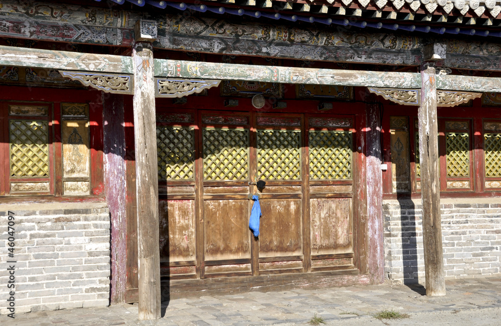Portal de monasterio budista. Mongolia