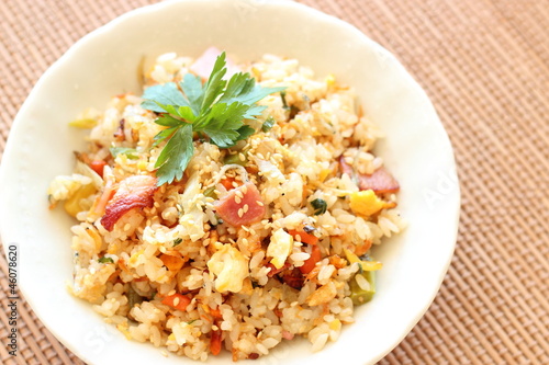 Healthy fried rice with vegetables and bacon