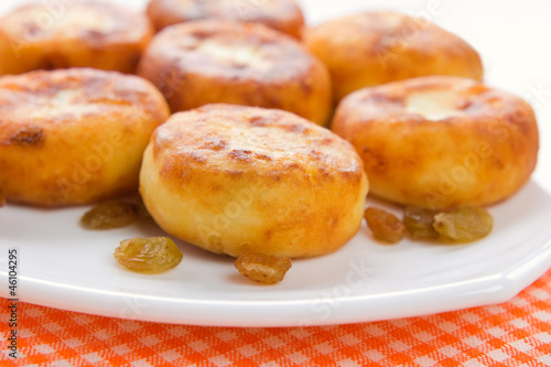 Wallpaper Mural Homemade sweet cheese pancakes with raisins Torontodigital.ca