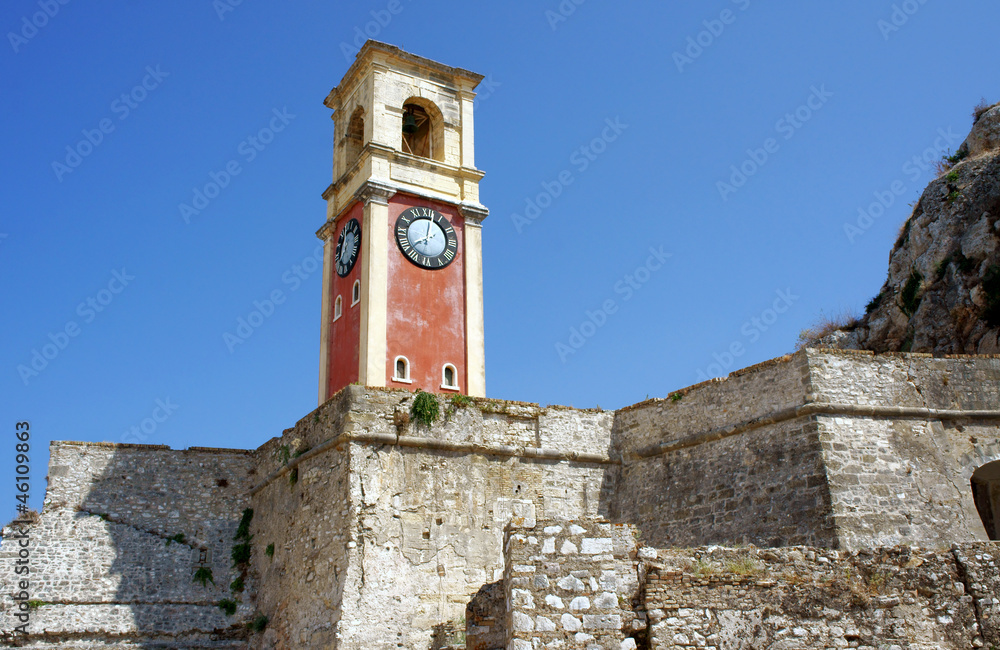 Wieża zegarowa w twierdzy weneckiej na wyspie Korfu
