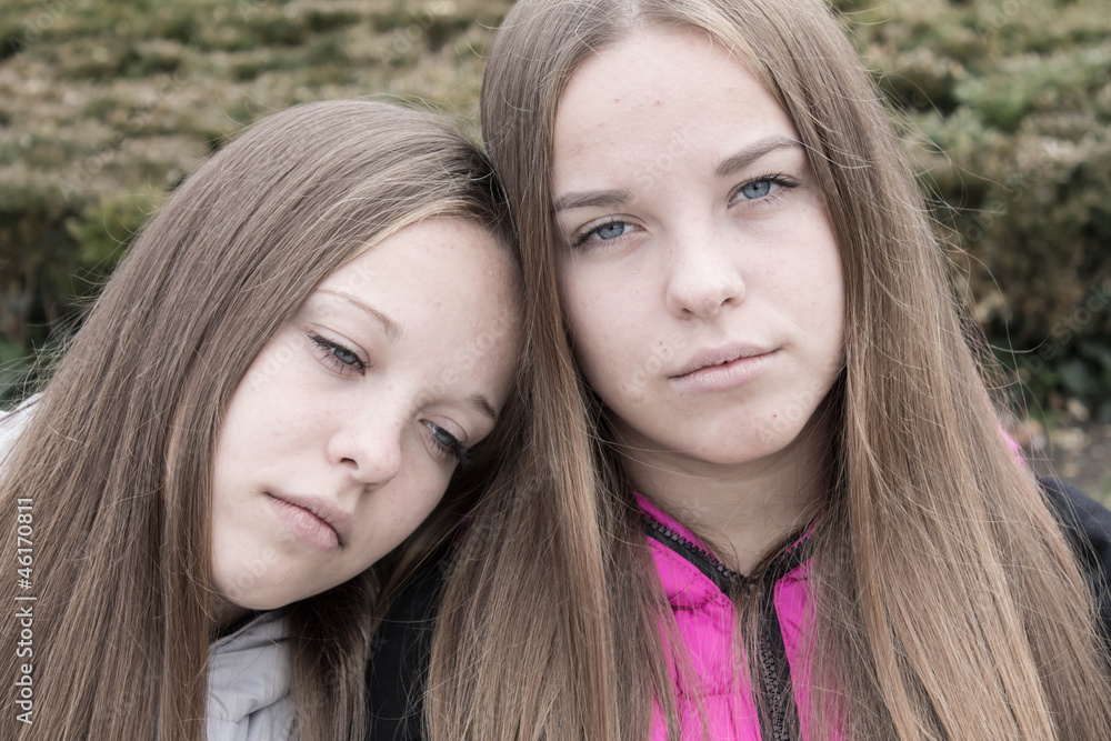 Obraz premium Two girls sisters - GEMINI