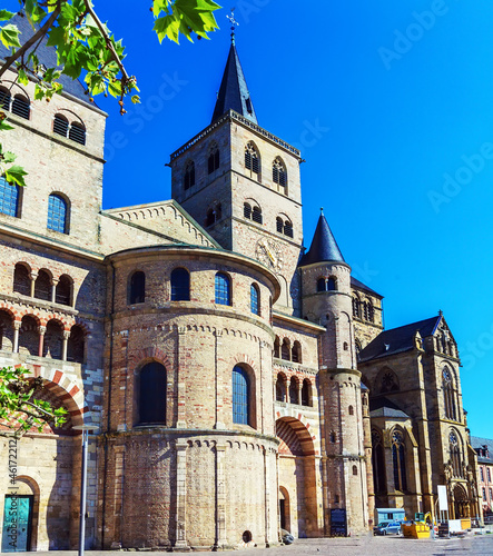 Saint Peter Roman Cathedral, Trier