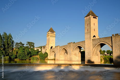 Canvas-taulu le vieux pont fortifié Valentré de Cahors