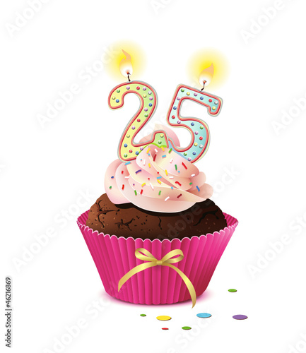 Cupcake mit Kerze und die Zahl 25