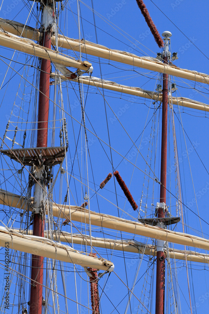 Obraz premium Rigging of a big sailing ship