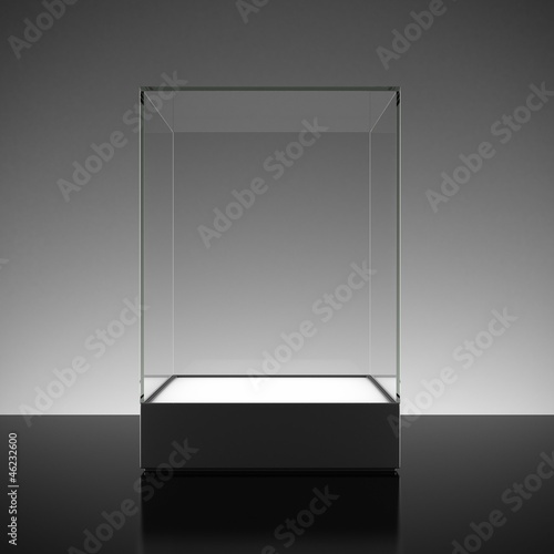 Fotomurale Empty glass showcase for exhibit