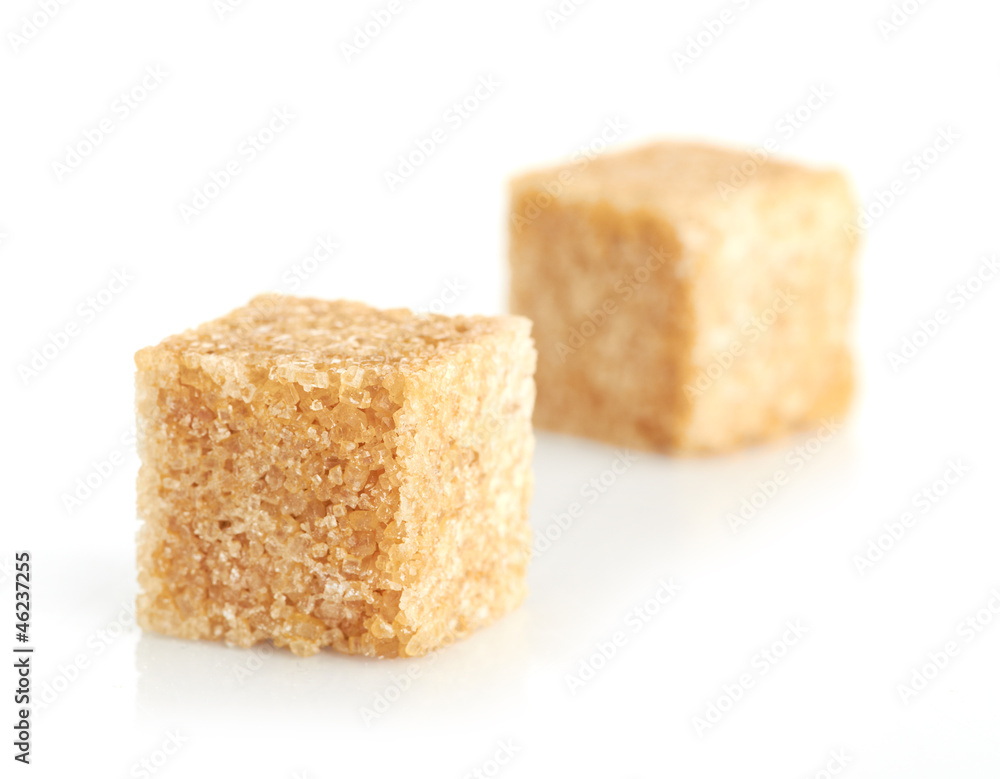 Brown cane sugar cubes