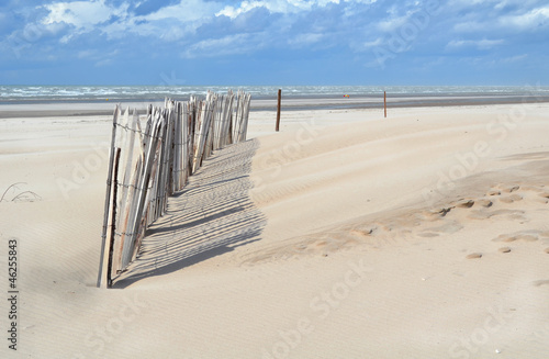 Foto Ganivelle en chataignier sur la plage du Touquet
