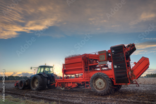 Potato harvester and tractor