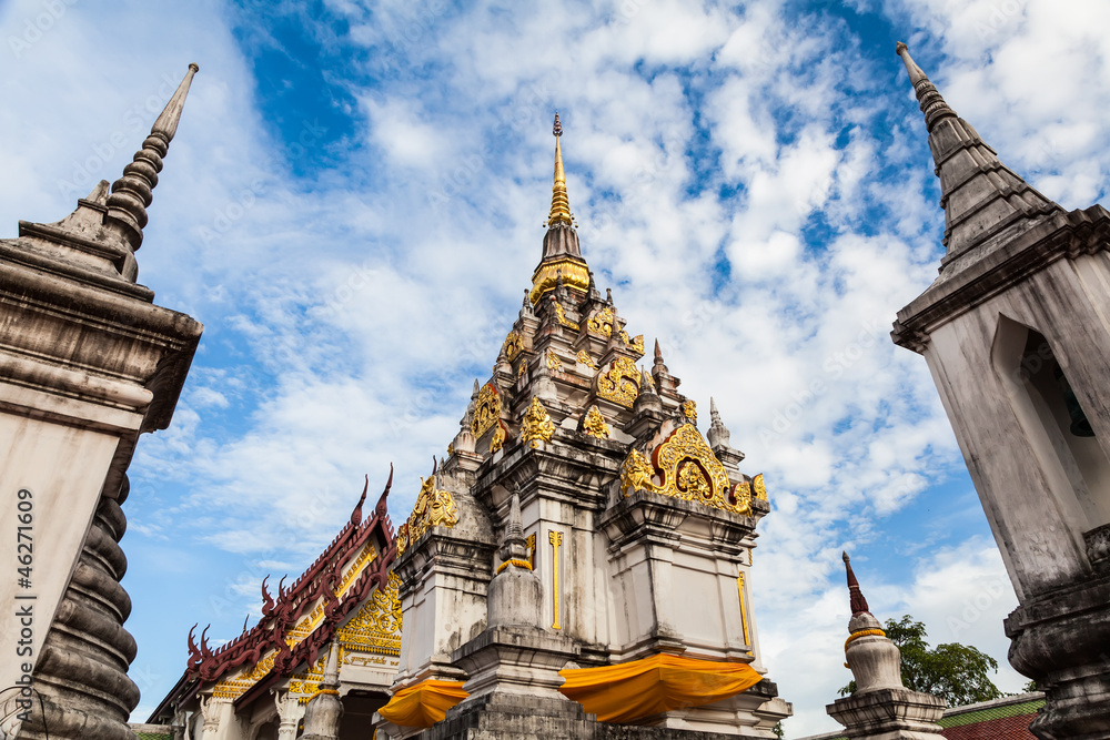 Fototapeta premium Wat pratat chaiya, Surat-thani, Thailand