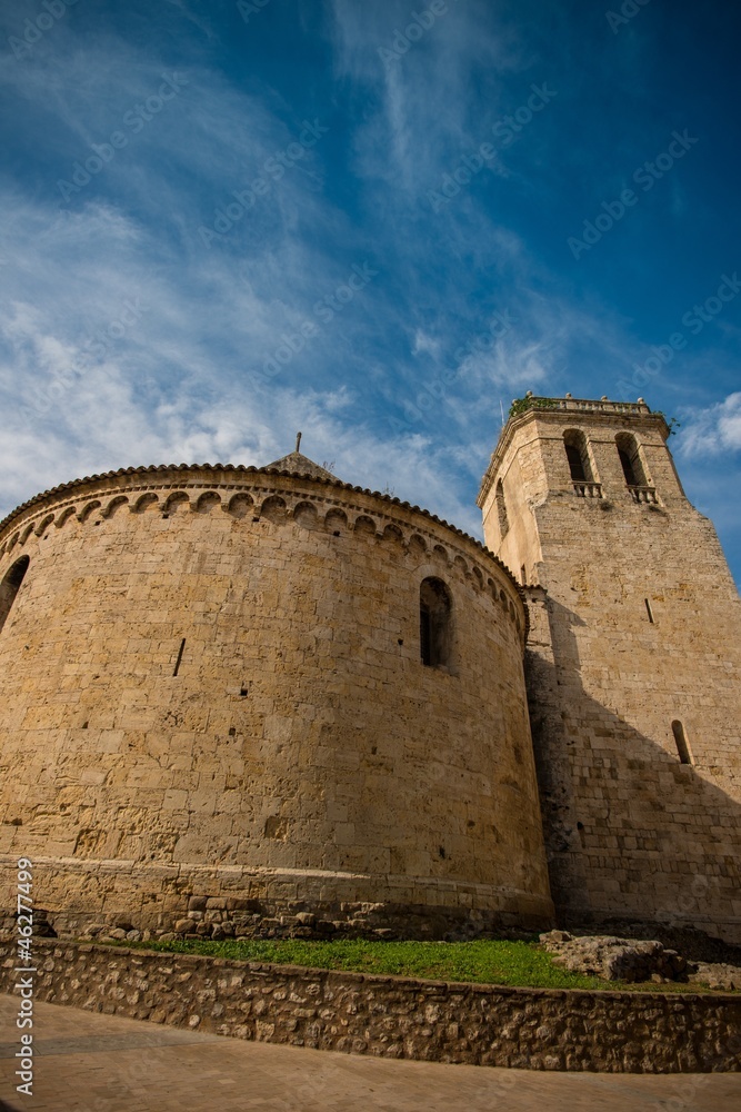 Church of Sant Pere, Besalu
