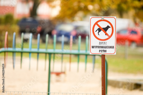 Znak / Zakaz wprowadzania psów