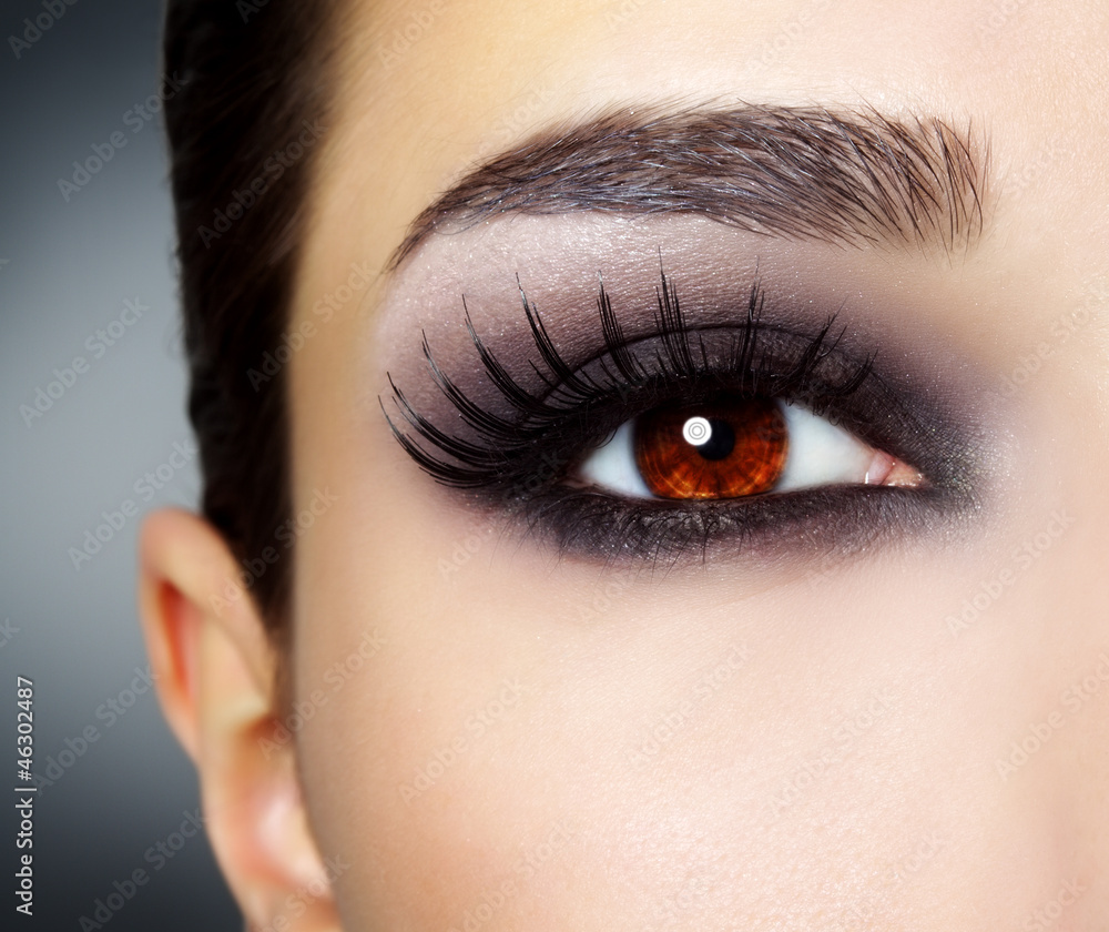 Naklejka premium Eye with black fashion make-up