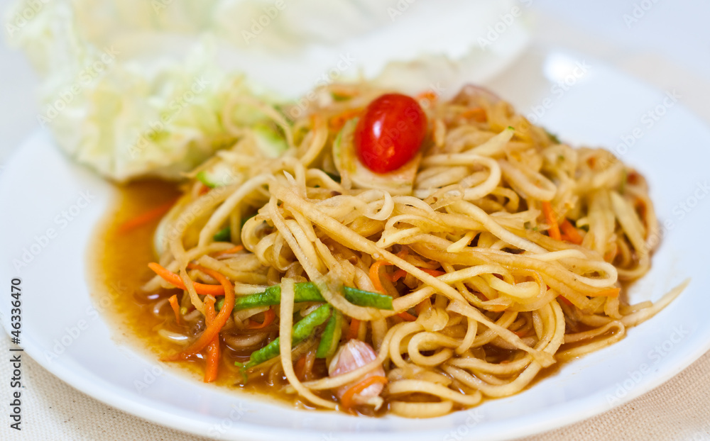vegetarian thai food : vegetarian papaya salad (somtum) vegetarian thai food : vegetarian papaya salad (somtum)