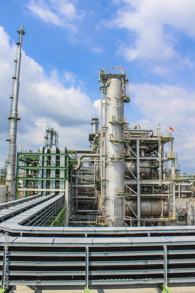 Oil and chemical structure plant Oil and chemical structure plant