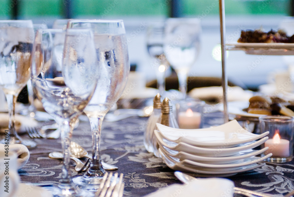 Place settings Place settings