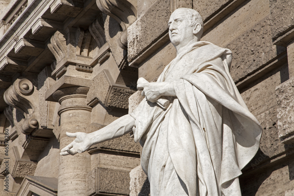 Rome - statue of Cicero from facade of Palazzo di Giustizia - obrazy, fototapety, plakaty 