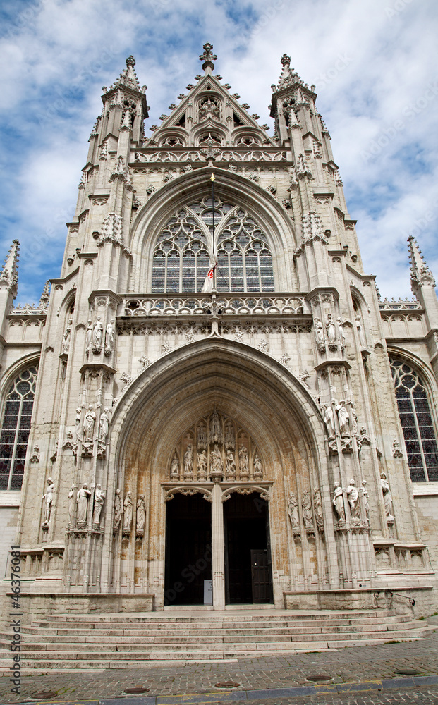 Brussels - Notre Dame du Sablon gothic church - south portal.