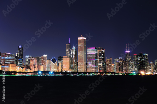 Chicago skyline at dusk © rabbit75_fot