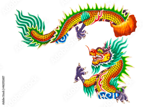 Chinese style dragon statue on white © FrameAngel