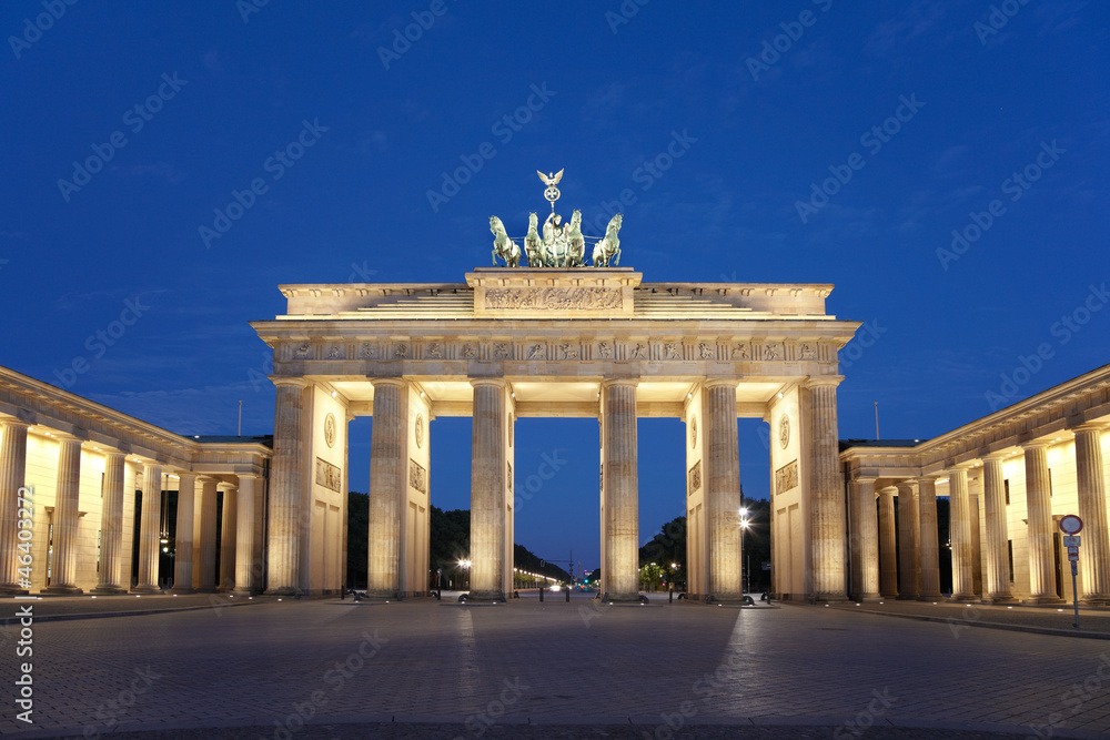 Berlin, Brandenburg gate at night