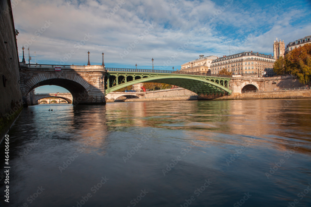 Naklejka premium pont notre-dame paris