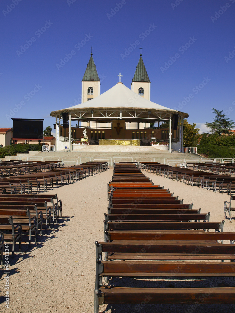 Obraz premium The altar in the square and church in Medjugorje