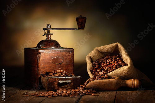 antico macinino da caffè