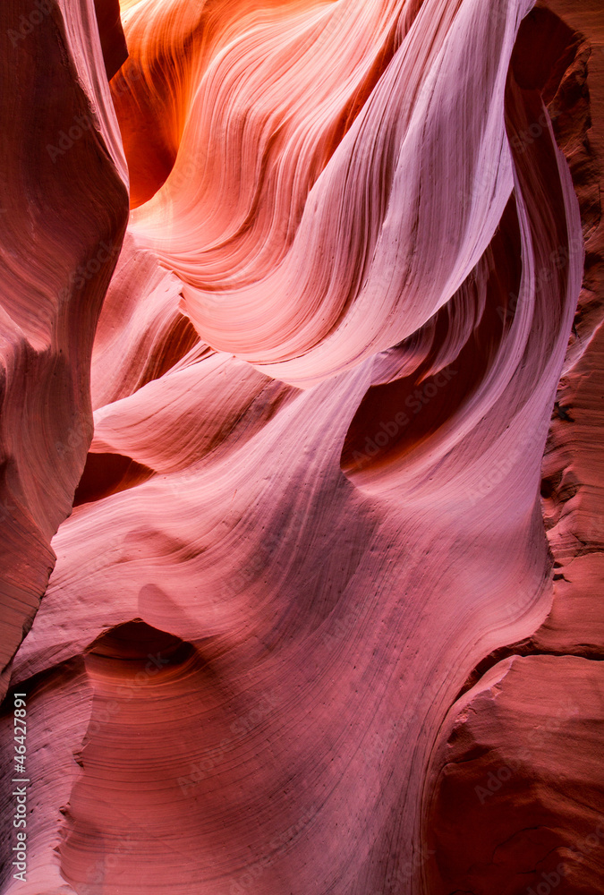 Obraz premium Swirling sandstone waves