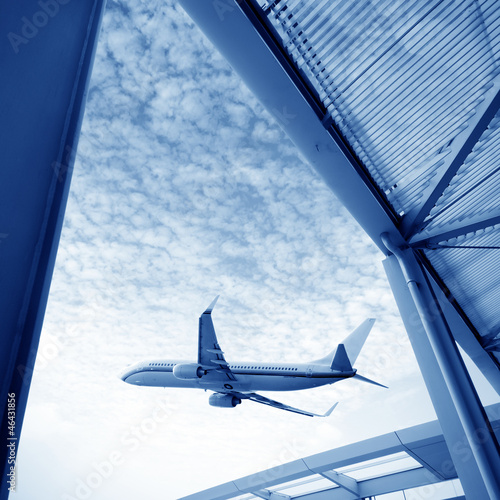 Photography Shanghai Pudong Airport's aircraft