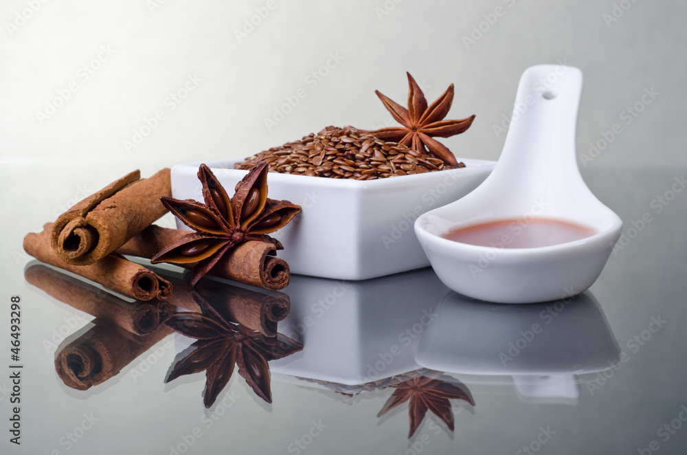 Star anise, cinnamon and flax Star anise, cinnamon and flax