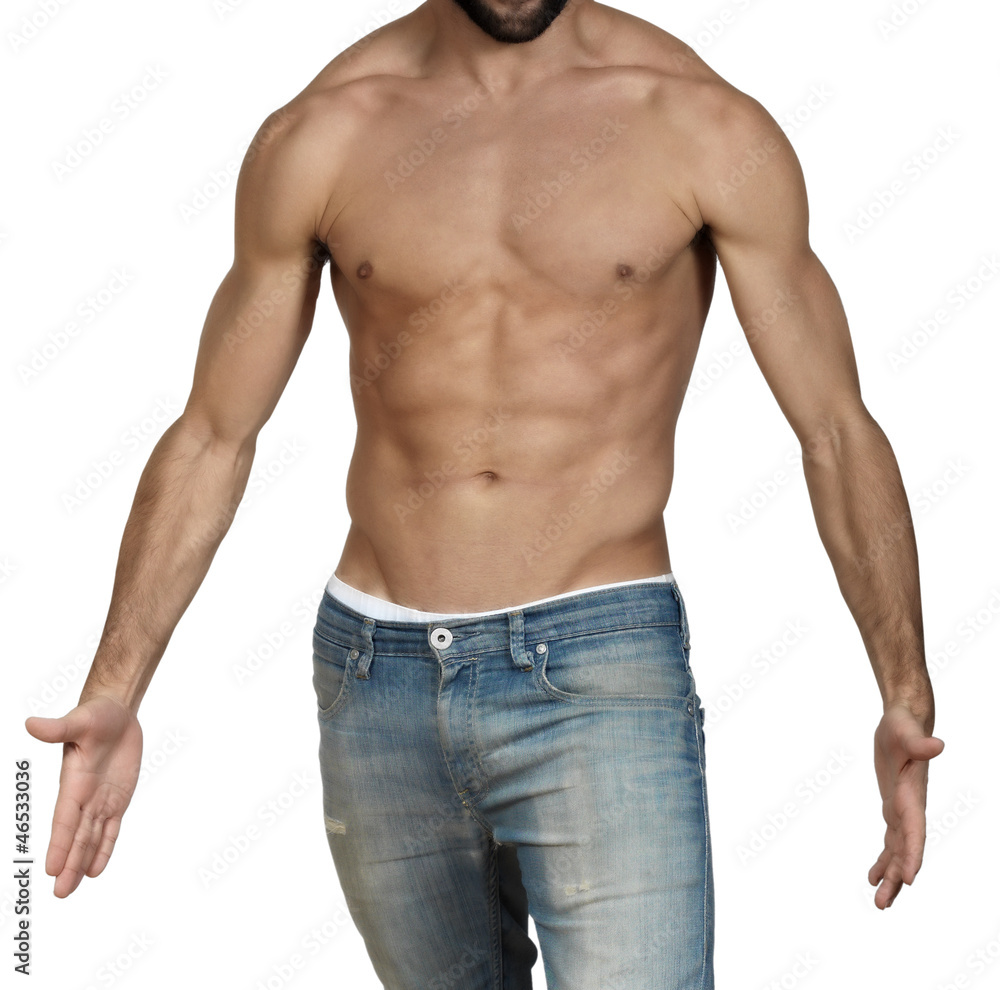 giovane uomo a torso nudo isolato su fondo bianco giovane uomo a torso nudo isolato su fondo bianco