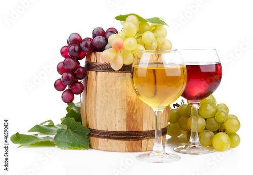 Barrel and glasses of wine and grapes, isolated on white