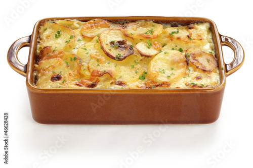 potato gratin, gratin dauphinois, french cuisine photo