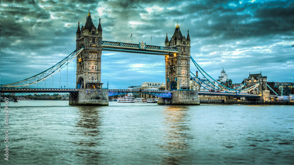 Obraz premium Tower bridge