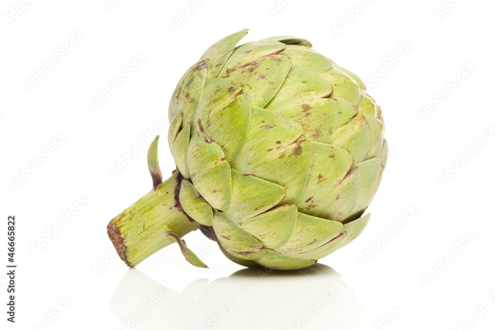Fototapeta premium Fresh Green Organic Artichoke