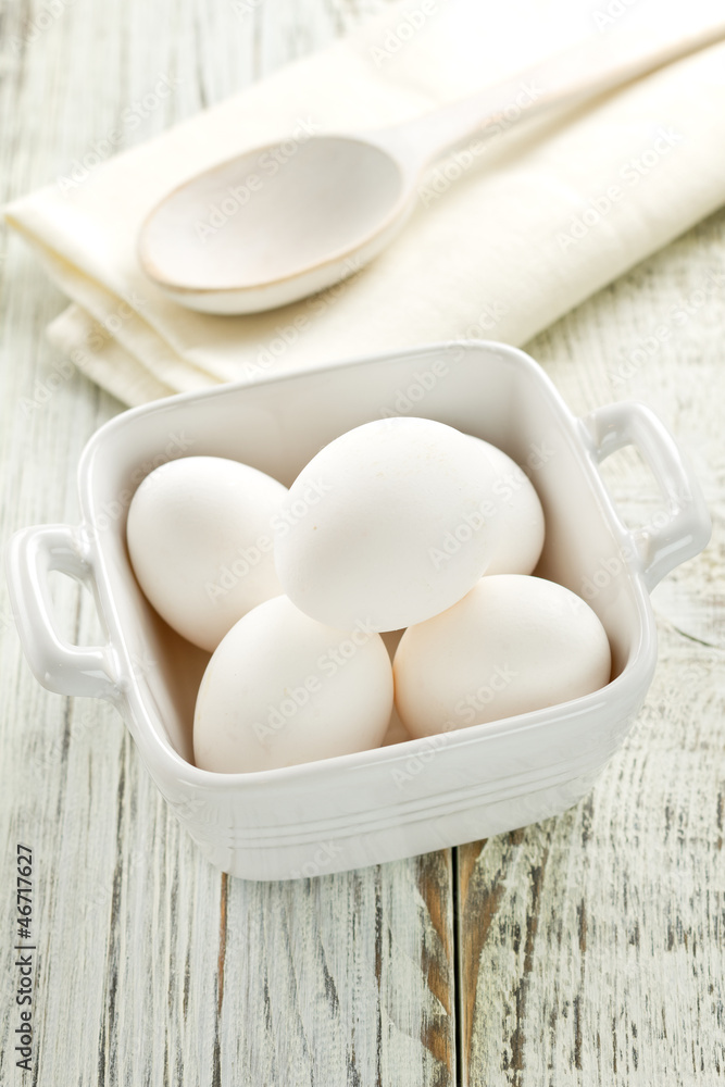 Eggs Eggs