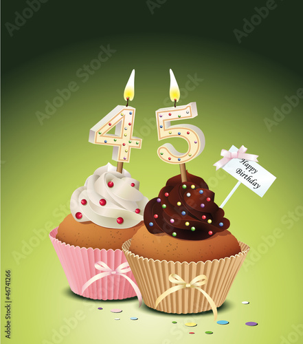 Cupcake mit Geburtstagskerze die Zahl 45