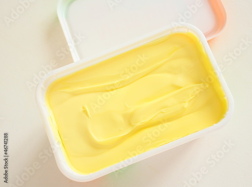 barquette de margarine,végétale