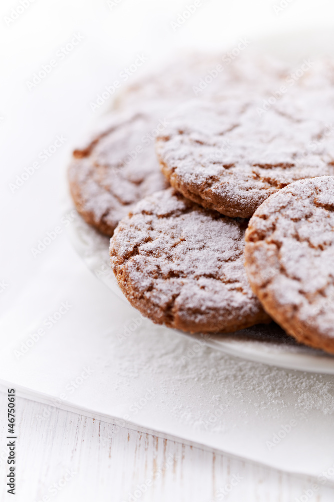 Crunchy cookies dusted with icing sugar Crunchy cookies dusted with icing sugar