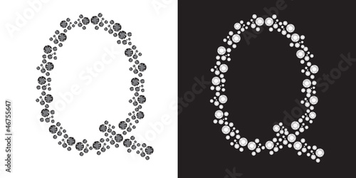 Alphabet letter Q from brilliants