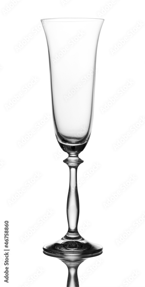 Obraz premium Empty glass isolated on white