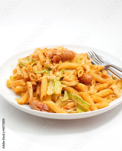 Stir-fried macaroni with ketchup
