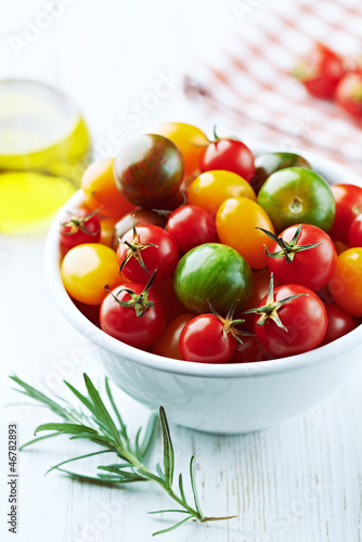 Colorful cherry tomatoes in a bowl
