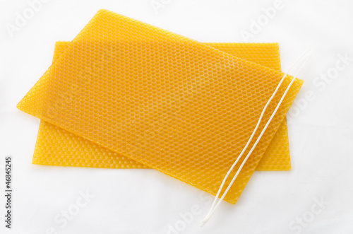 wick on honeycomb - background.