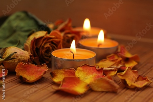 Canvas Print Spa candles with roses