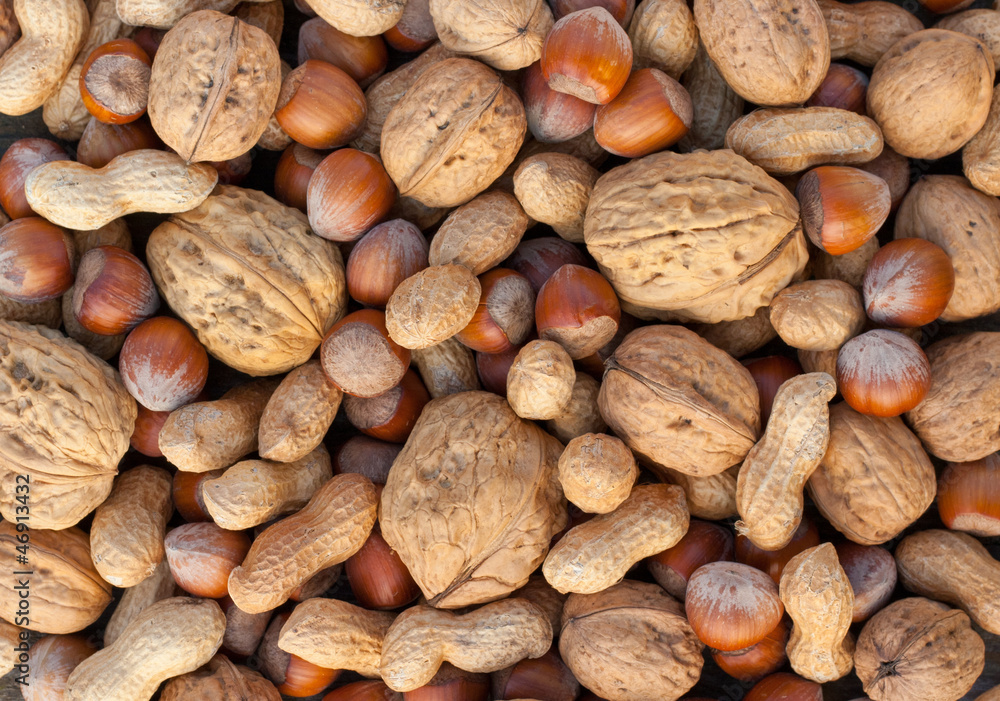 nuts nuts