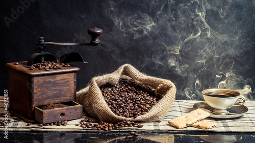 Fragrance of vintage brewing coffee © shaiith